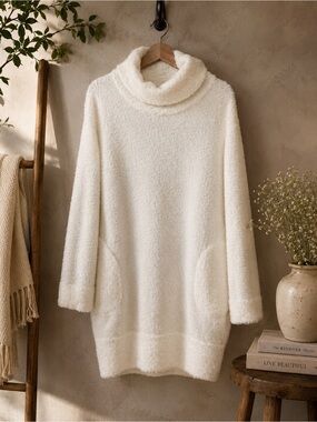 World Market Marshmallow Fleece Stretchy Turtleneck Dress O/S